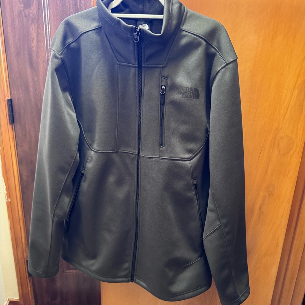 The North Face Men's Grey Performance Jacket
